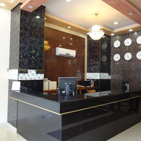 Hotel Sky Towers Karachi Ngoại thất bức ảnh