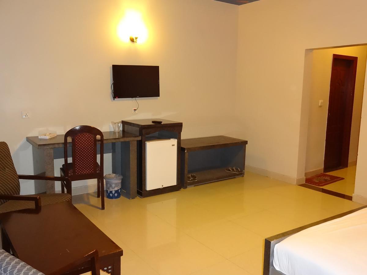 Hotel Sky Towers Karachi Ngoại thất bức ảnh