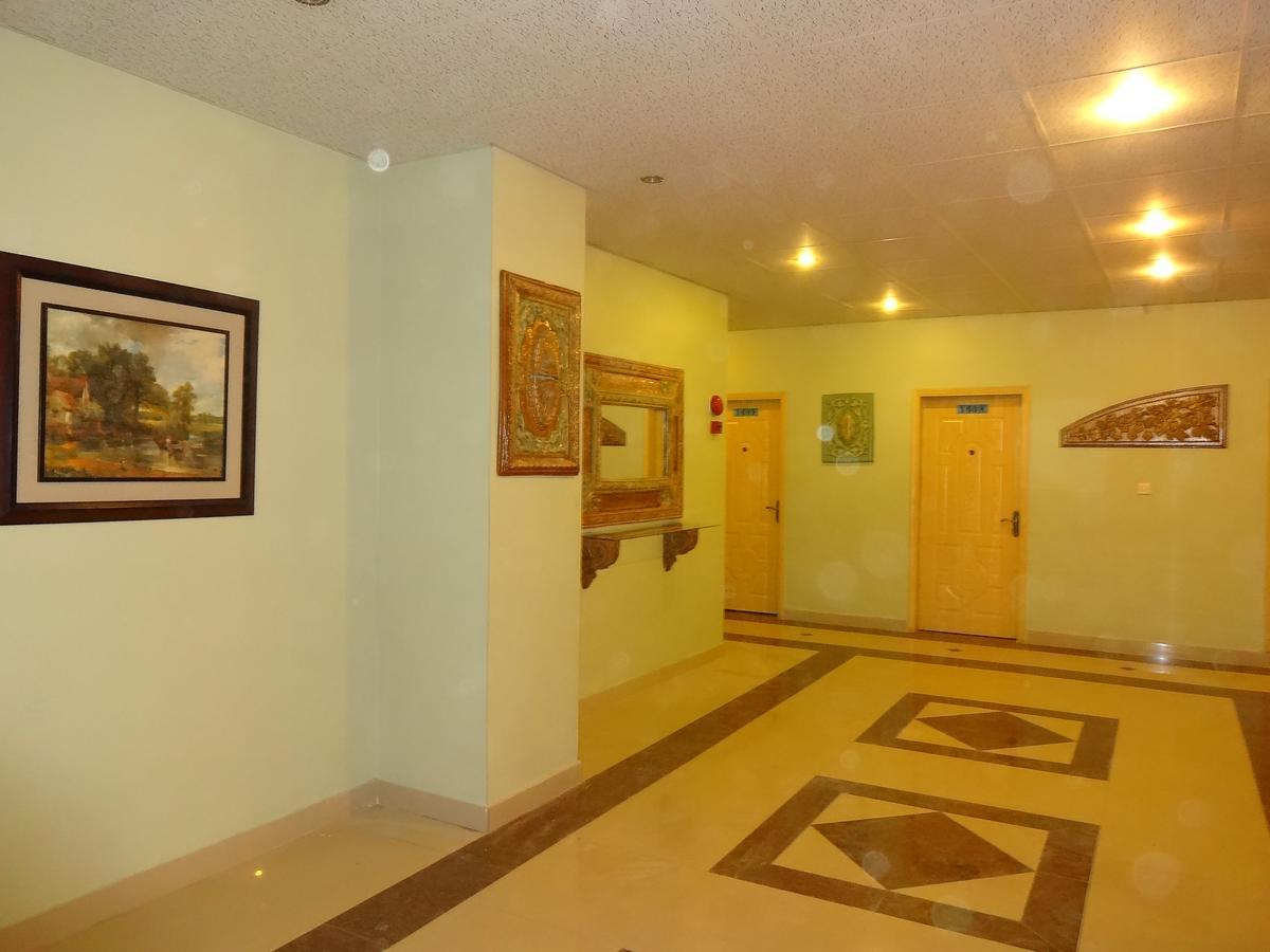Hotel Sky Towers Karachi Ngoại thất bức ảnh