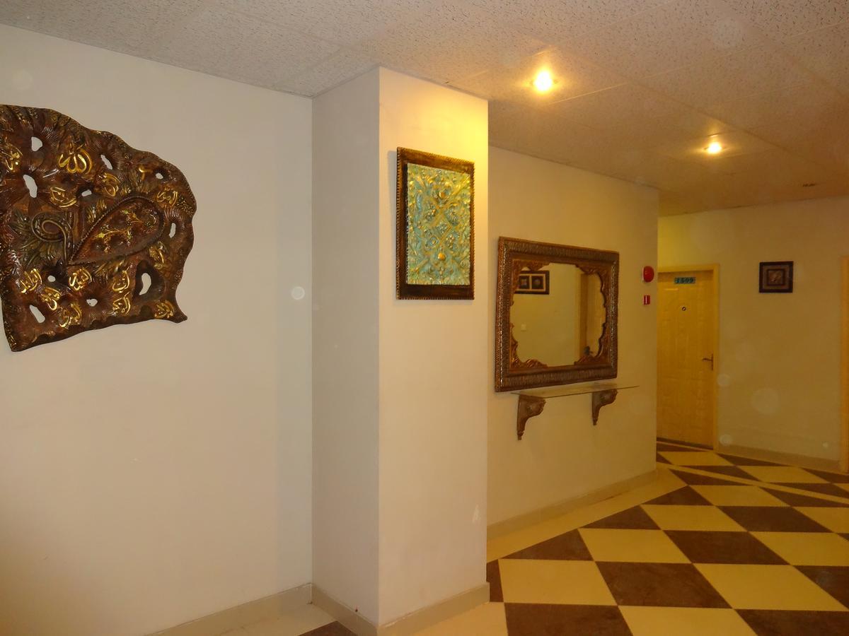 Hotel Sky Towers Karachi Ngoại thất bức ảnh